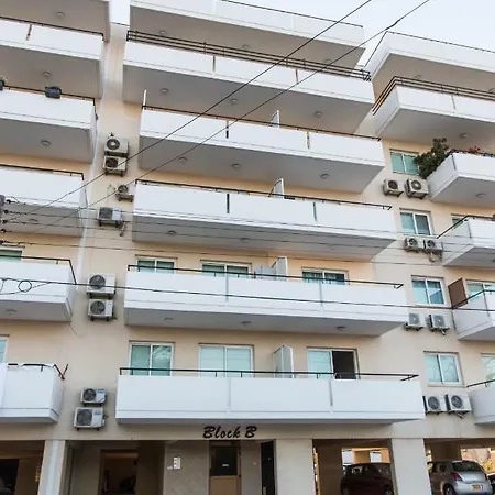 Apartment Clear View Flat 202 *